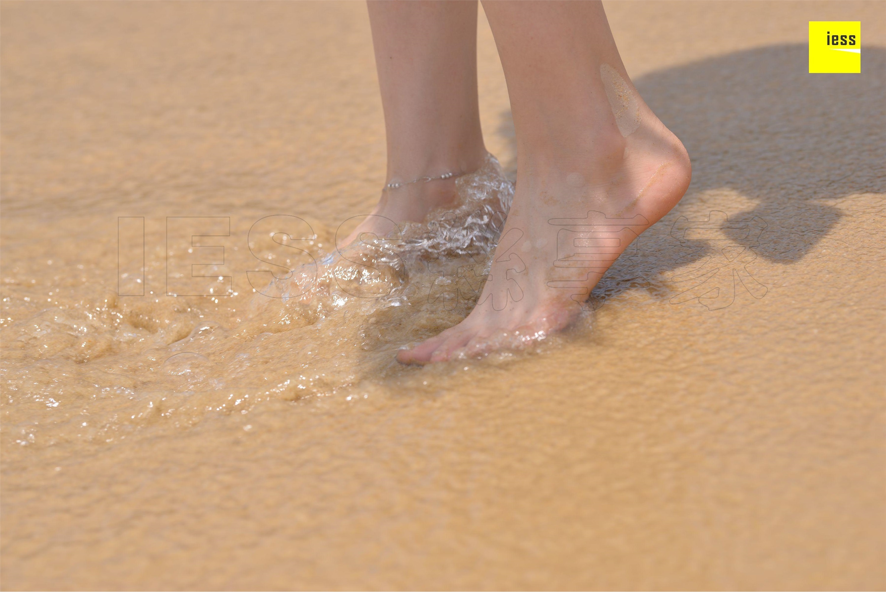 IESS异思趣向  2018.07.18《魔鬼周三》特刊28期：佳佳 沙滩制服·丝享家Ⅱ